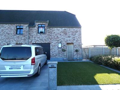 Nieuwbouwwoning (2019), 3 slp, garage en tuin met open zicht