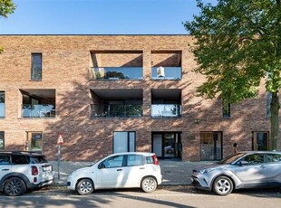 KNAP 1 SLK APPARTEMENT MET RUIM TERRAS OP CENTRALE LIGGING I