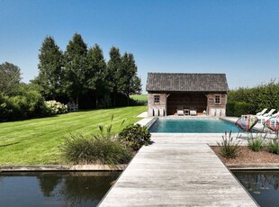 Nieuwe villa met 4 slaapkamers en zwembad op het platteland