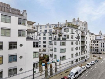2 slaapkamer appartement met ruim terras in centrum Brussel