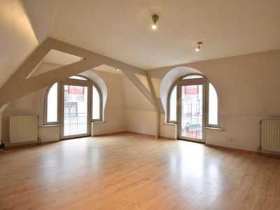 2 slaapkamerappartement op 50m van de Markt