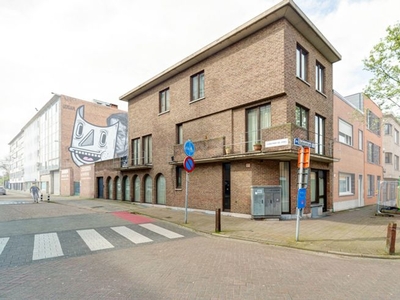 Handelswoning renovatie te Merksem