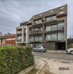 Modern duplexappartement op wandelafstand van het strand te