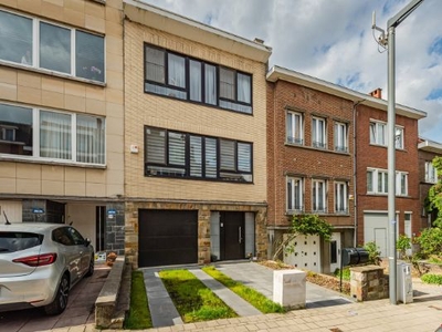 Rue henri evenepoel straat 51, 1030 Schaarbeek