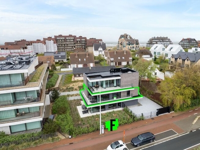 LUXE appartement met gigantisch mooi terras te Oostduinkerke