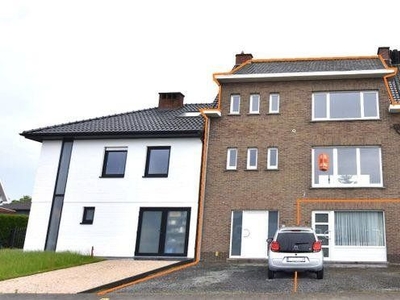 Vernieuwde bel-étage woning in het rustige Kachtem