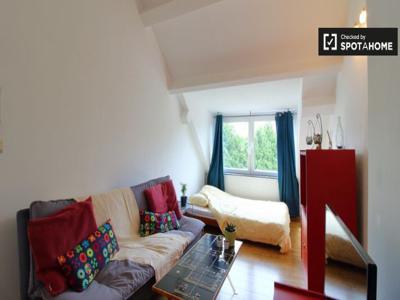 Conservative studio for rent in Woluwe Saint Lambert