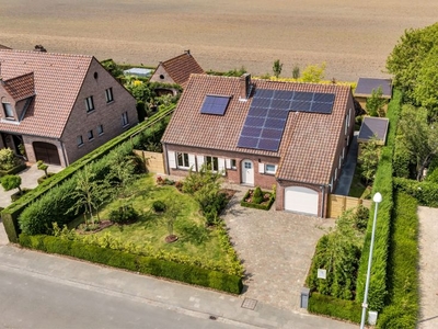 Energiezuinige laagbouwvilla met landelijk verzicht