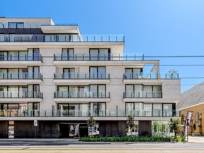 Luxe appartement in een zeer recente seniorie