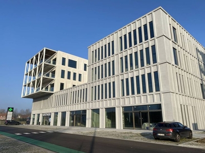 Nieuwbouw kantoorruimte van ca. 330 m² in R. Plaza Roeselare