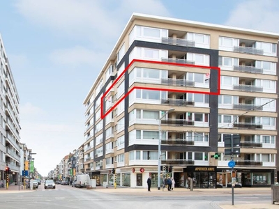 Prachtig hoekappartement met 4 slaapkamers op toplocatie