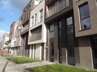 Recent appartement met 2 slaapkamers in Mortsel centrum.