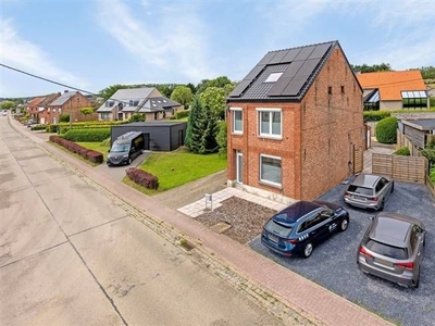 Recent gerenoveerde woning op een toplocatie te Aarschot - L