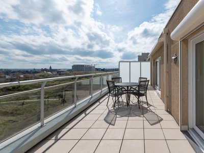 Zuidgericht dakappartement met 2 slaapkamers en duinenzicht