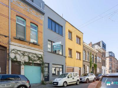 Ruime woning in leuke buurt!