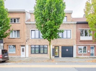 Instapklaar 2 slp. appartement met terras en grote gemeensc