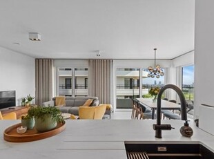 Luxe Appartement met Adembenemend Uitzicht!