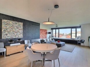 Montgomery | Gemeubileerd penthouse met luxe afwerking