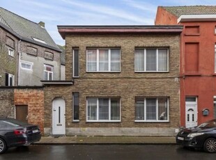 Op te frissen woning dicht bij de Nieuwevaart, Gent