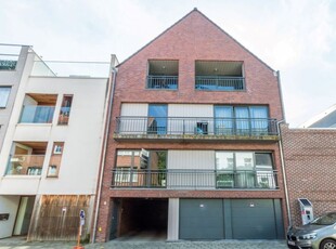 Een recent duplex-appartement te Halle centrum!