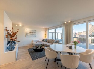 Gerenoveerde penthouse op enkele stappen van het strand