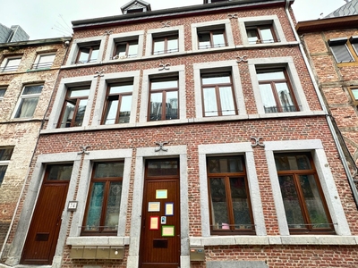 Sfeervol gerenoveerd appartement op een ideale locatie