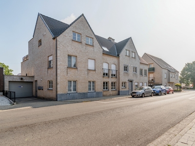 Sfeervolle duplex dakappartement met 1 slaapkamer en terras