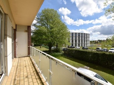 Zeer mooi hoekappartement met 3 slaapkamers en garage