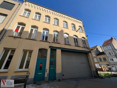 Appartement in de historische stad aan zee