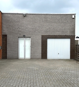 Loods/magazijn van 185 m² met verdiep