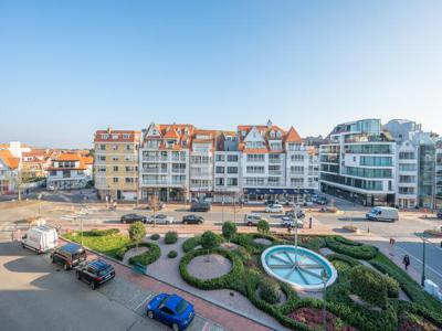 Prachtig hoekappartement in het hartje van Knokke met zijdel