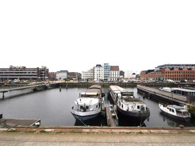 Prachtige modern Nieuwbouwappartement aan de hippe nieuwe d