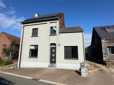 Ruime woning met 3 slaapkamers en groot terras!