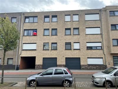 Appartement met 2 grote slaapkamers en terras