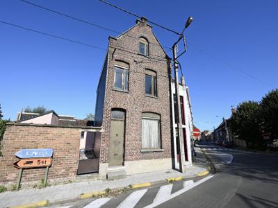 Renovatiepand: HOB met zonnige tuin en garage