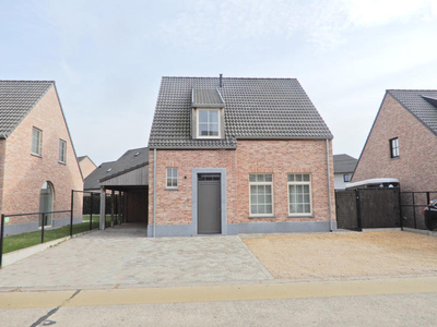 Nieuwbouwwoning te Oostrozebeke.