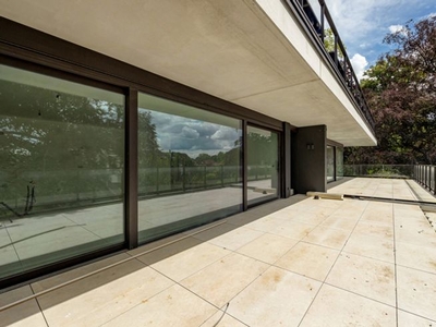 Luxe penthouse met 3 slaapkamers en een terras van 127 m2