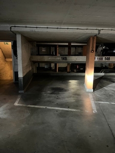 Overdekte parkeerplaats te koop