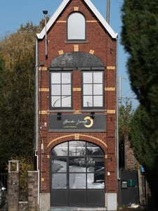 Authentiek Handelspand in Centrum Zottegem