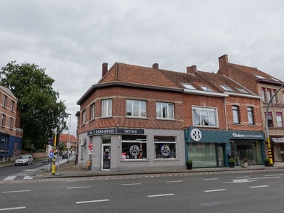 Centraal gelegen handelspand op drukbezochte baan