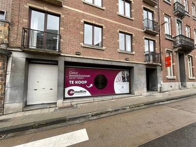 Handelsruimte op een uitstekende locatie in het centrum van