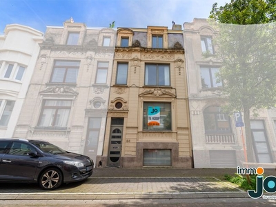 Uniek herenhuis te koop in Oostende : 5-6 slaapkamers, un...