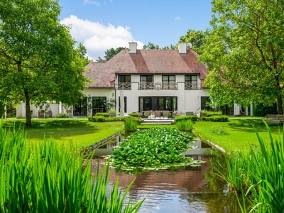 Unieke villa in het groen te Kapellenbos