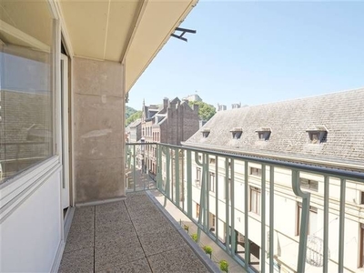 OPTION OPTION OPTION !!! Appartement 2 ch avec balcon et par