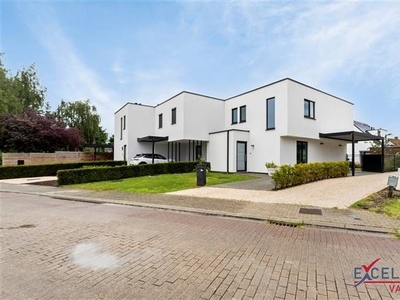 Recente, perfect onderhouden woning te Astene te koop!