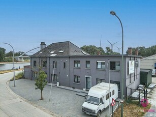 Uniek handelspand met duplex woning en veel opportuniteiten!