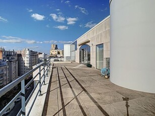 Bois de la Cambre: Luxurious penthouse with 2 large terraces