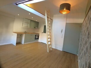 Superbe appartement entièrement rénové