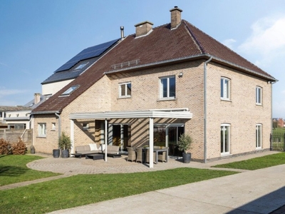 Instapklare, energiezuinige woning met 4 slpkrs op 18a87