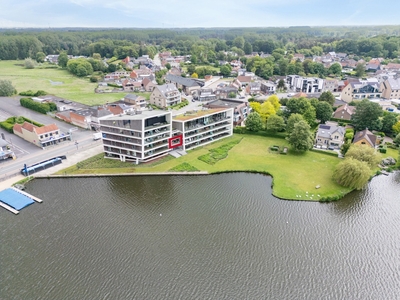 Luxueus appartement met prachtig uitzicht op het Donkmeer